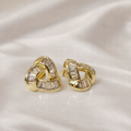 Aretes Enlace Dorado