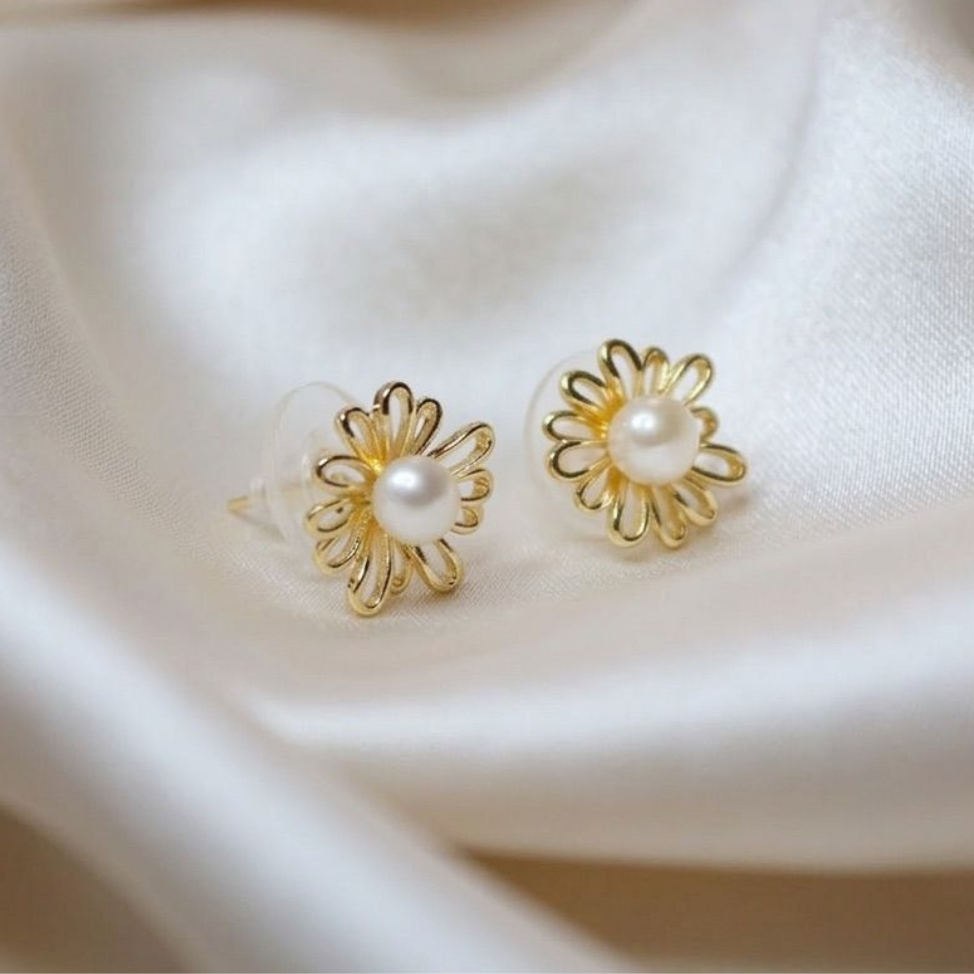 Aretes Cataleya Dorado