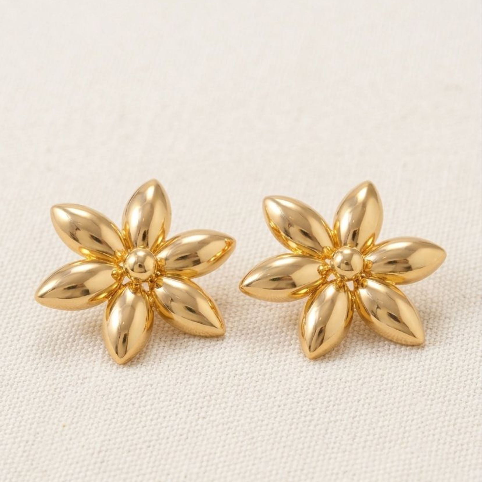Aretes Bloom Dorada