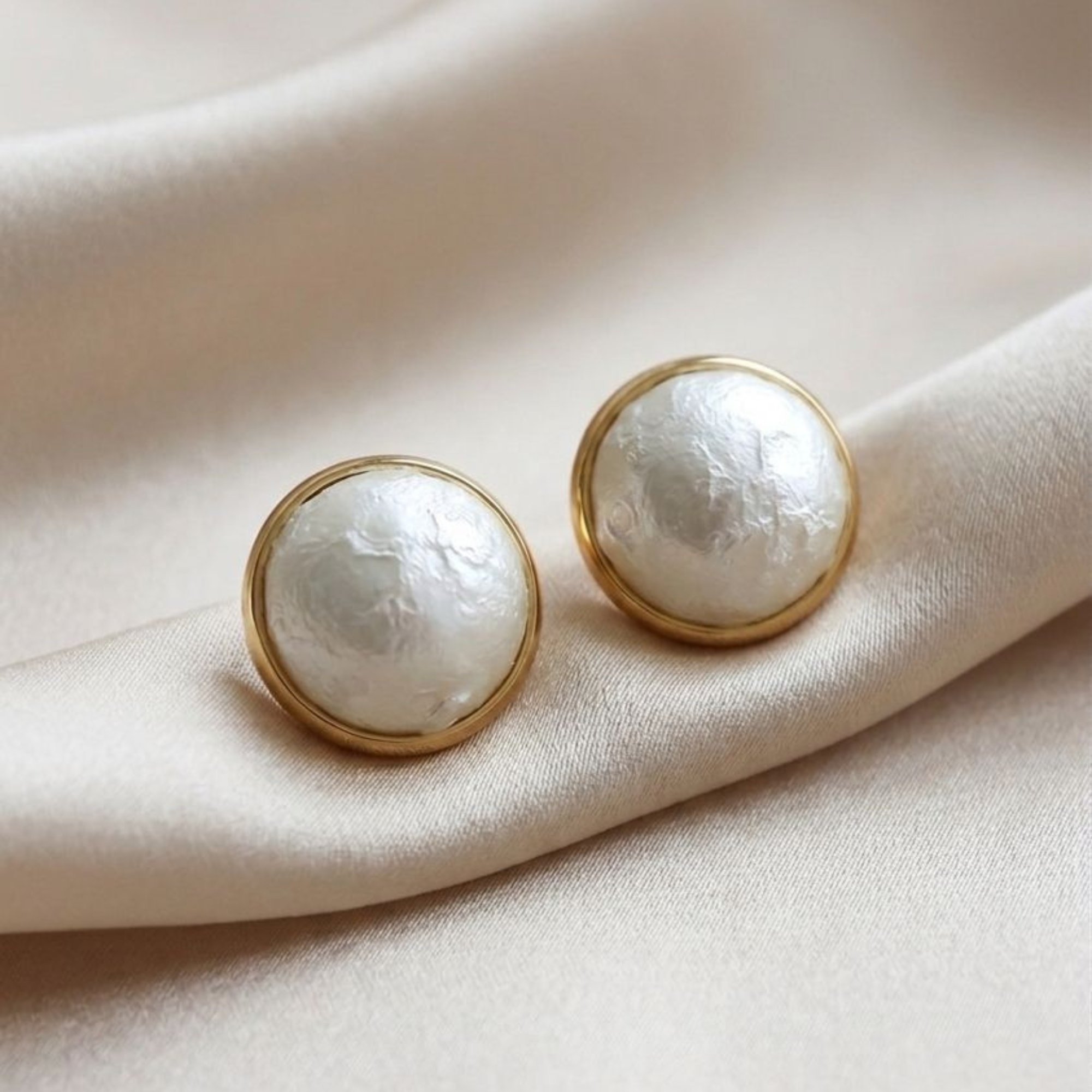 Aretes Perla Dorado